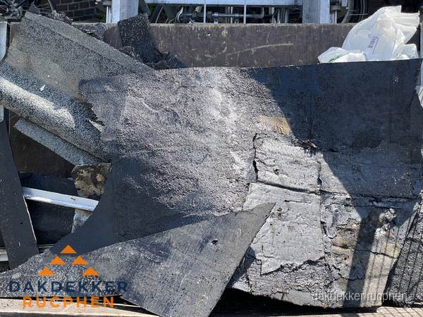 Kosten dakrenovatie: afvoer oud dakmateriaal in Rucphen Kosten dakrenovatie: afvoer oud dakmateriaal in Rucphen